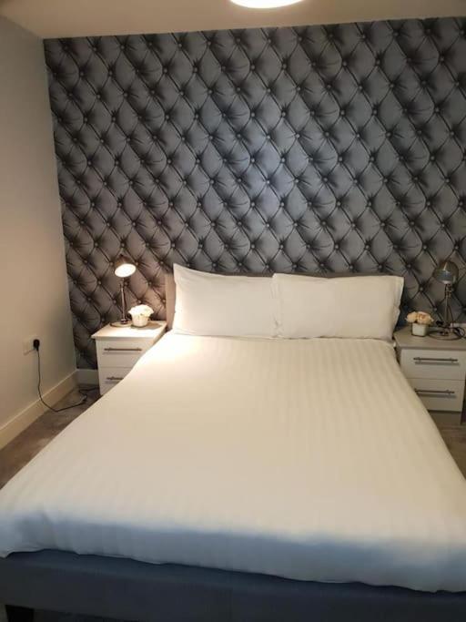 Luxury 9Ine Beautiful Bull Ring Apartment Free Parking Birmingham Dış mekan fotoğraf