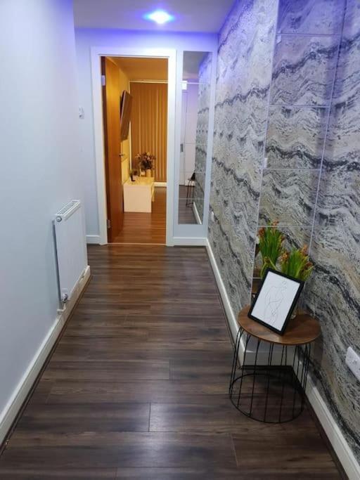 Luxury 9Ine Beautiful Bull Ring Apartment Free Parking Birmingham Dış mekan fotoğraf