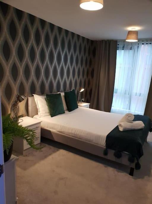 Luxury 9Ine Beautiful Bull Ring Apartment Free Parking Birmingham Dış mekan fotoğraf